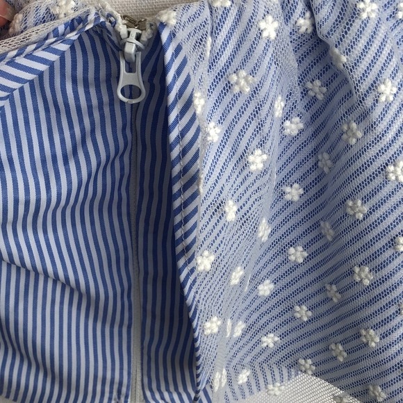 Do + Be Women's Blue/White Striped Floral Tulle Ruffle Neck Halter Crop Top sz M - Picture 5 of 5